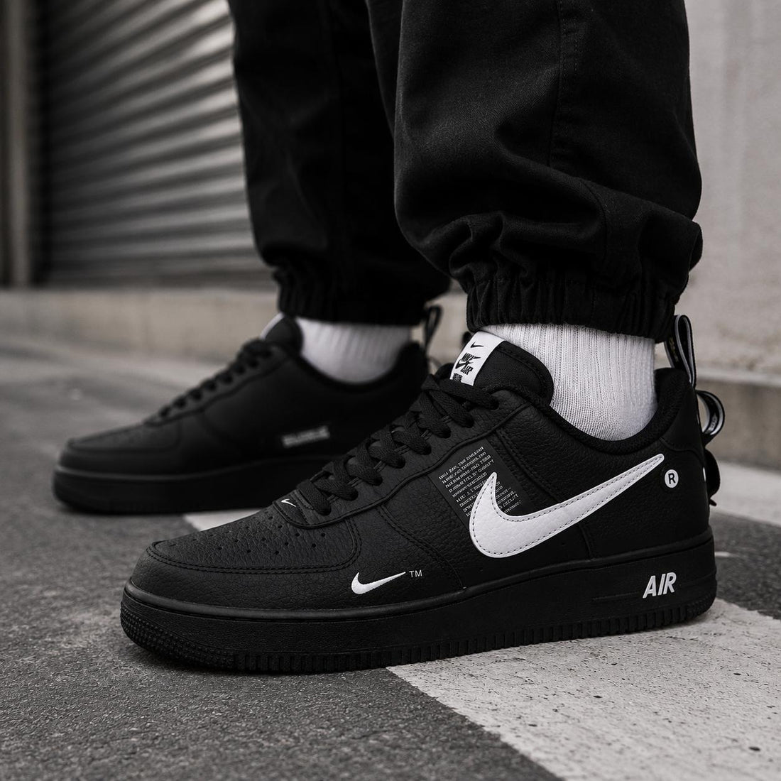 AIR FORCE TM | SCHWARZ WEISS